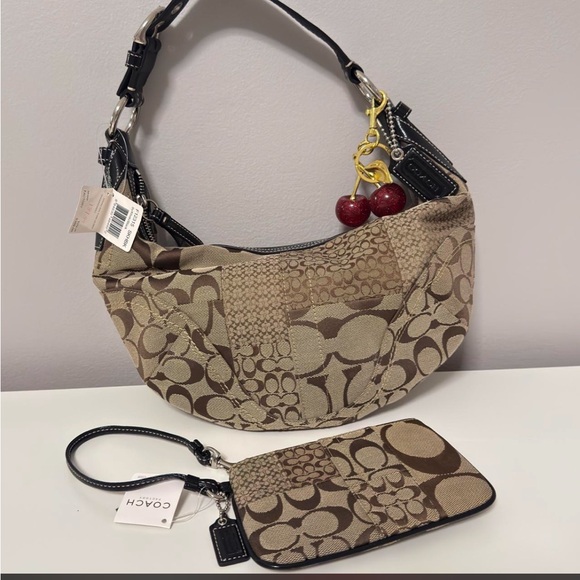 バッグ Patchwork Leather Crescent Shoulder Bag Coach Patchwork Signature Crescent Shoulder Bag in Brown and Black